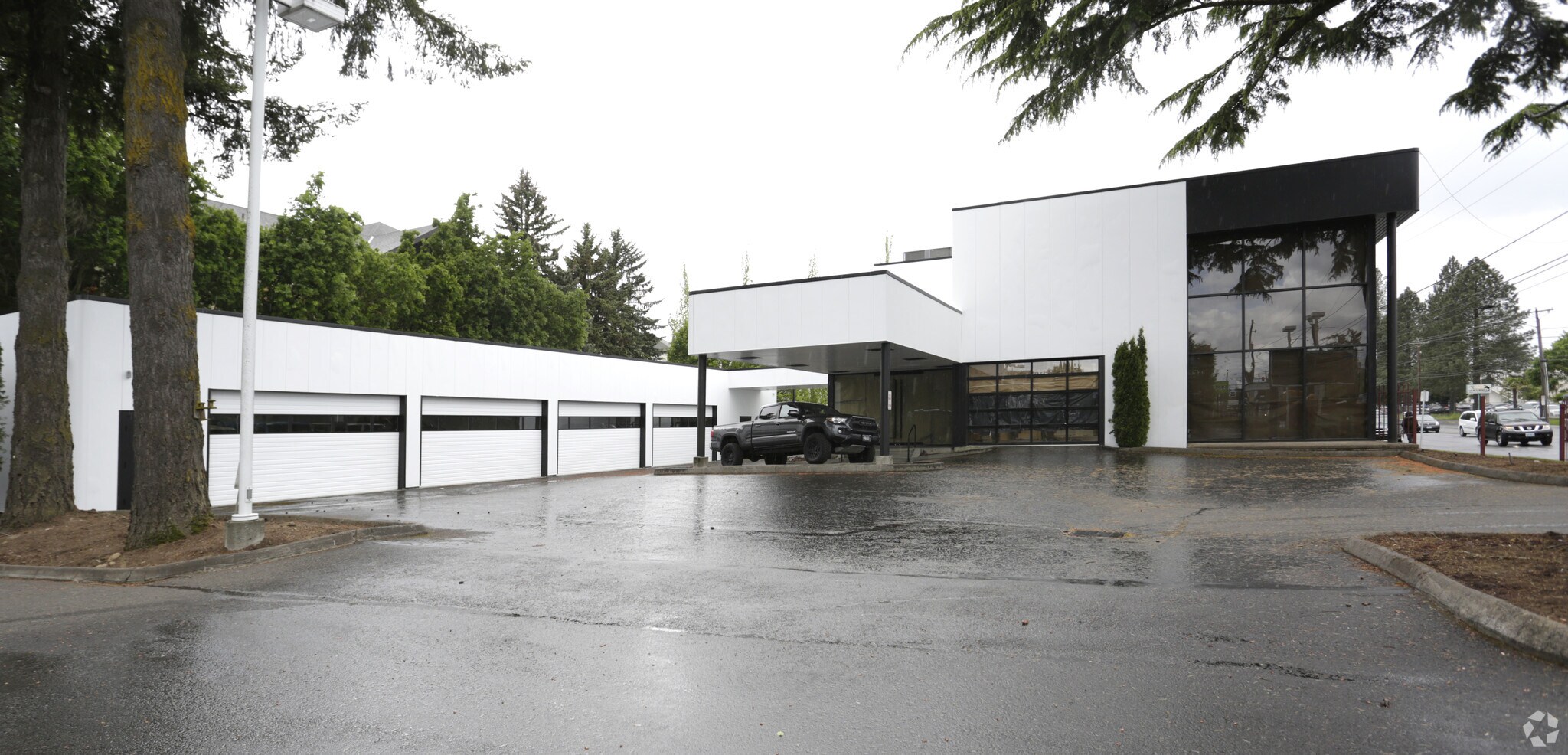 203 NE 122nd Ave, Portland, OR for sale Primary Photo- Image 1 of 1