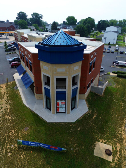 1801 Market St, Camp Hill, PA for lease - Aerial - Image 3 of 5