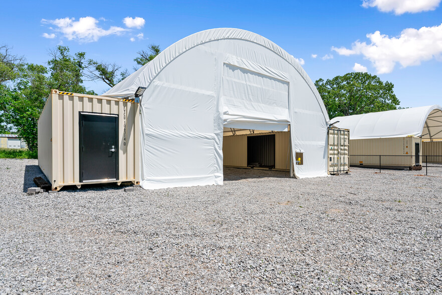 303 Obrien Rd portfolio of 3 properties for sale on LoopNet.com - Building Photo - Image 3 of 33