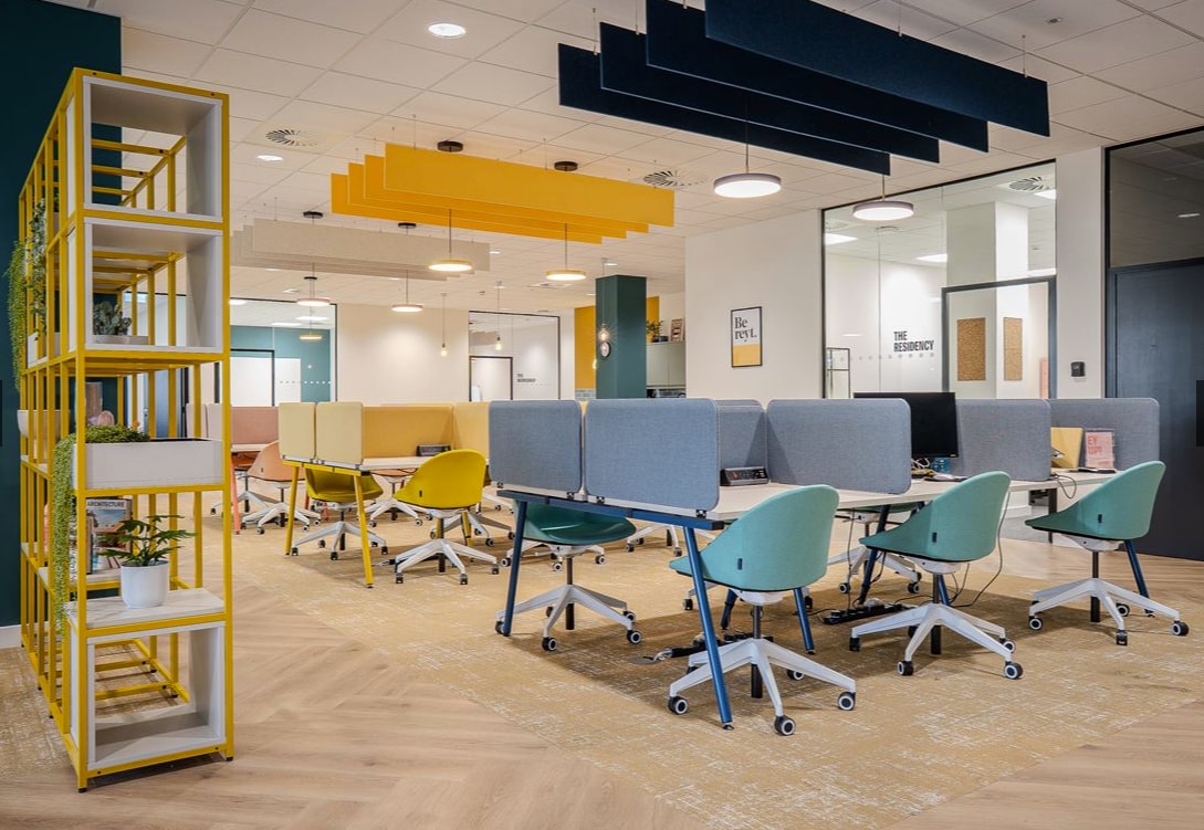 2 Millshaw Park Ln, Leeds for lease Interior Photo- Image 1 of 4