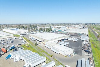 8180 Signal Ct, Sacramento, CA - AERIAL  map view - Image1