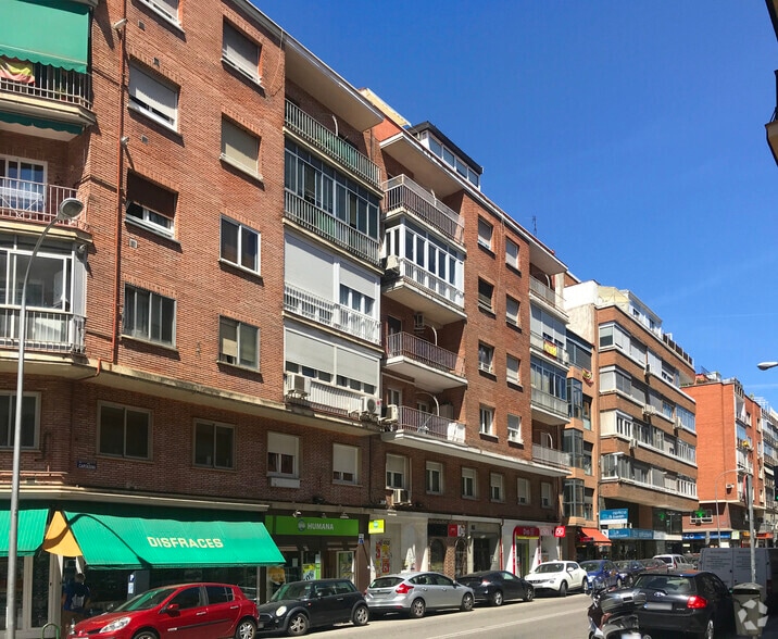 Calle de Cartagena, 117, Madrid, Madrid for sale - Building Photo - Image 2 of 4