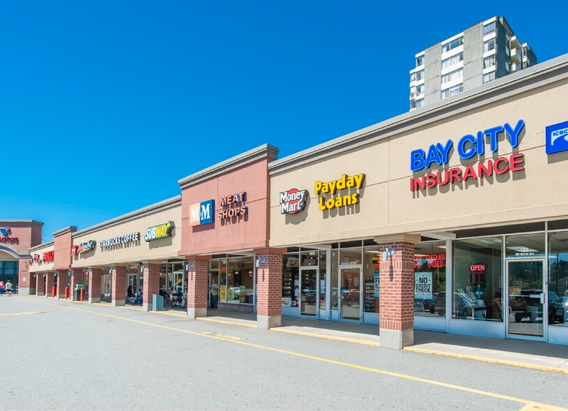 800 McBride Blvd, New Westminster, BC V3L 2B8 Royal Square Mall