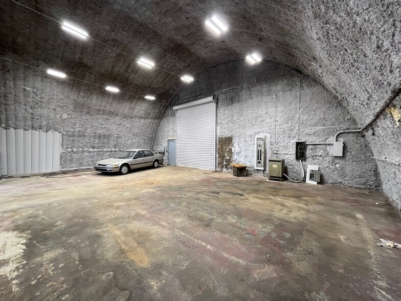 1544 NW 4th St, Oklahoma City, OK for lease - Interior Photo - Image 3 of 5