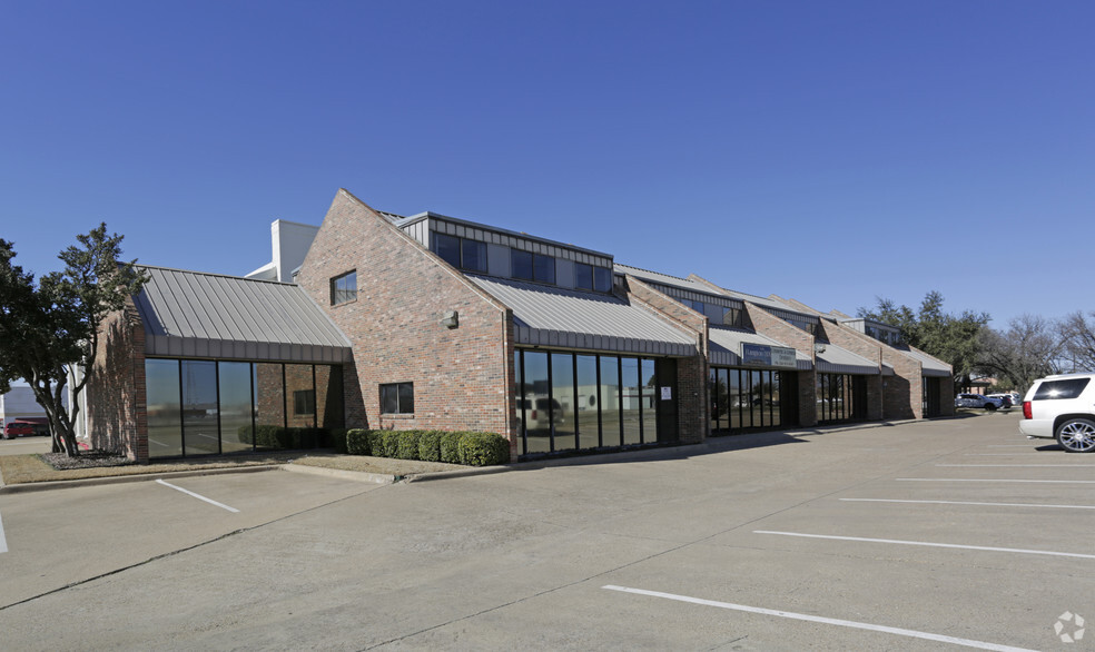 10995 Plano Rd, Dallas, TX for lease - Building Photo - Image 1 of 5