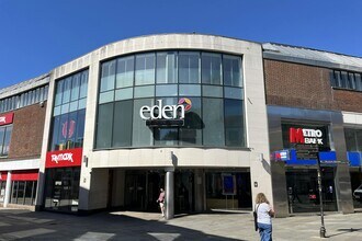 Market Square Mall, High Wycombe for lease Building Photo- Image 1 of 1