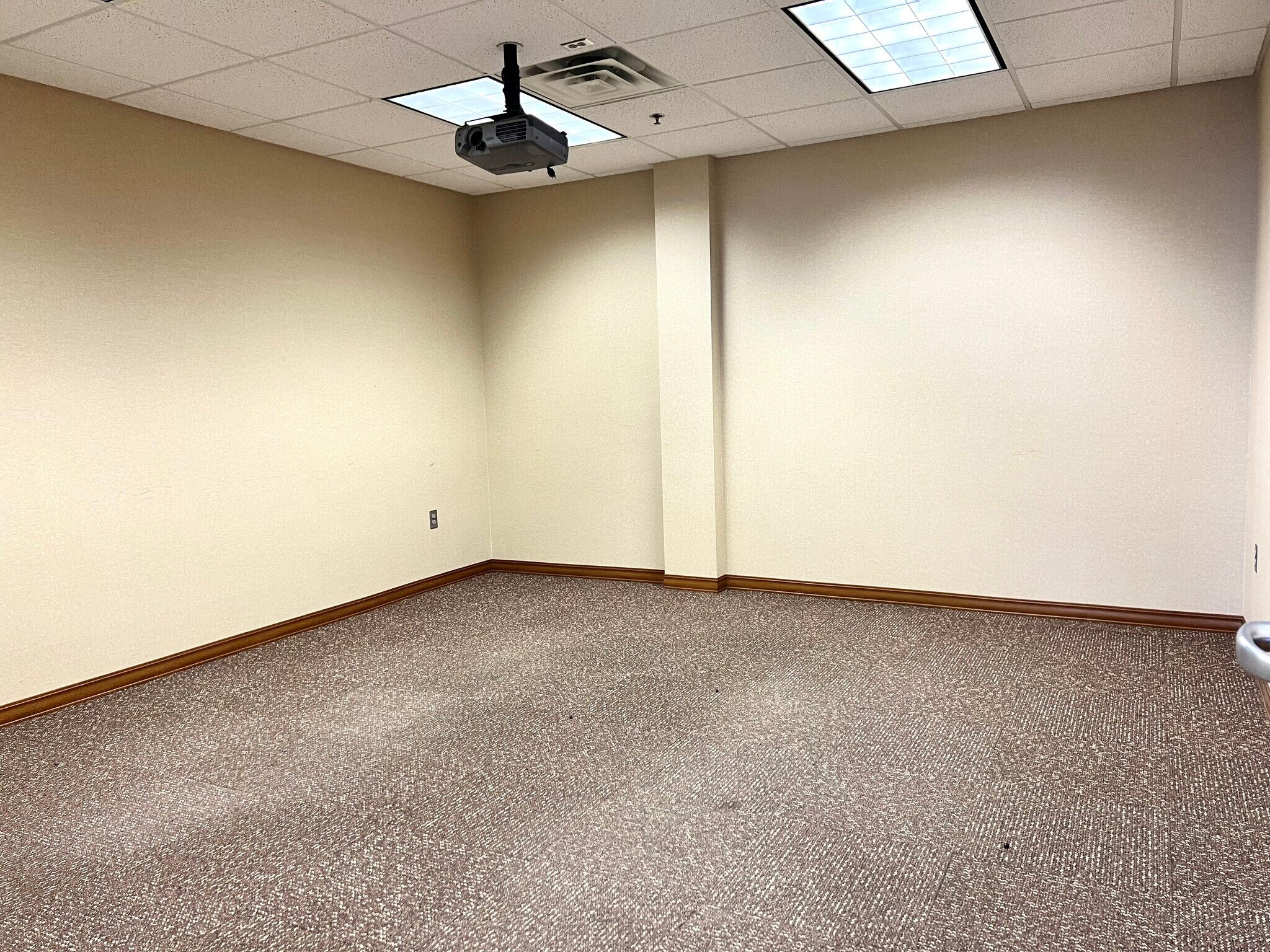 U Haul Minneapolis Nicollet - 3glwpe6