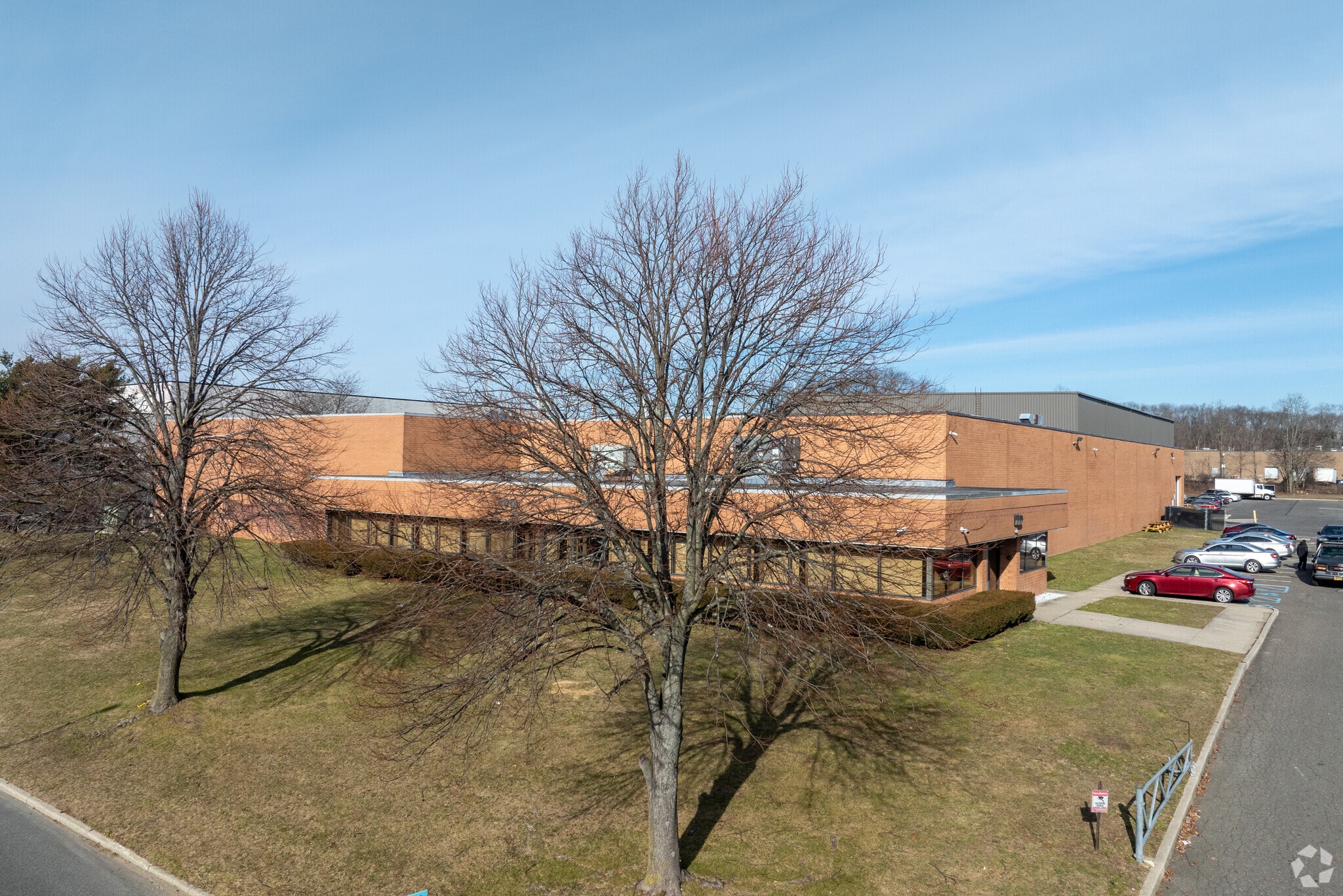 100 Wireless Blvd, Hauppauge, NY for lease Building Photo- Image 1 of 11