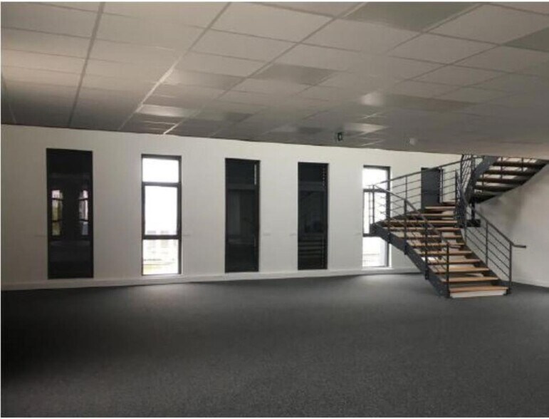 31-33 Rue Paul Duvivier, Lyon for lease - Building Photo - Image 2 of 21
