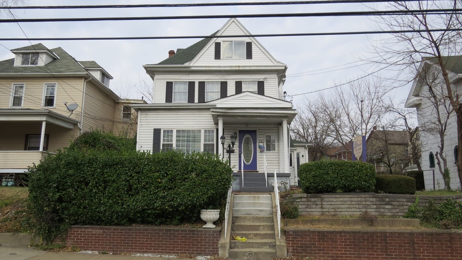 931 Pittsburgh St, Springdale, PA 15144