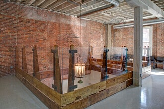 1900 N Howard St, Baltimore, MD for lease Building Photo- Image 1 of 11