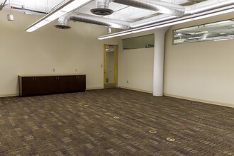 500 W Overland Ave, El Paso, TX for lease Interior Photo- Image 2 of 13