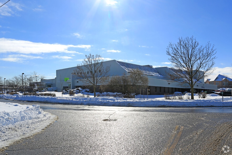 65 Hanson Ave, Kitchener, ON for lease - Building Photo - Image 3 of 3