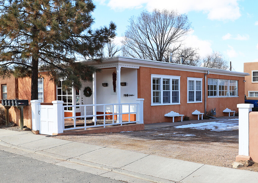 208 Delgado St, Santa Fe, NM for sale - Building Photo - Image 1 of 1