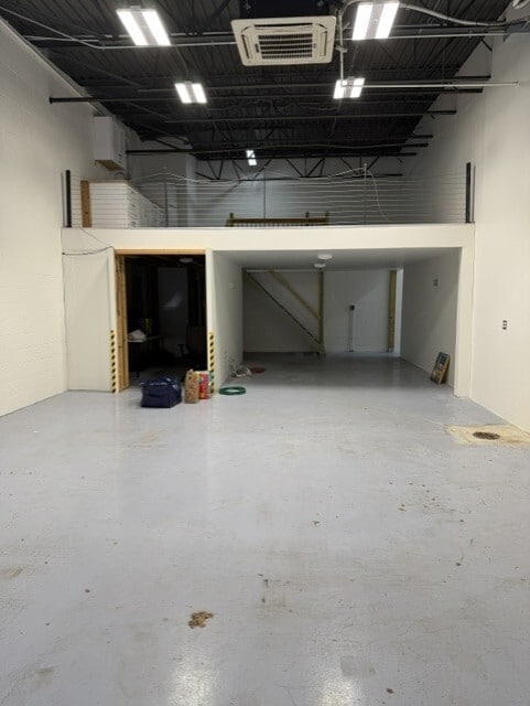 108 Clematis Ave, Waltham, MA for lease Building Photo- Image 1 of 4