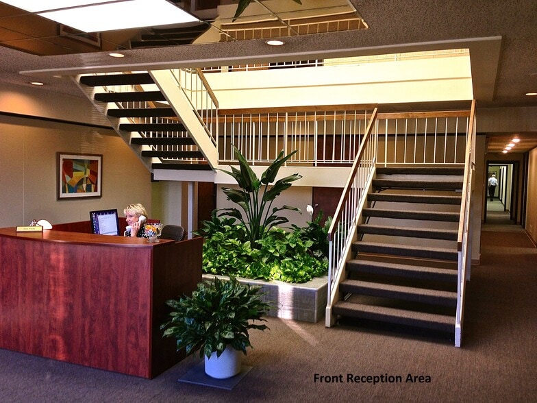 1200 Woodruff Rd, Greenville, SC for lease - Interior Photo - Image 3 of 7