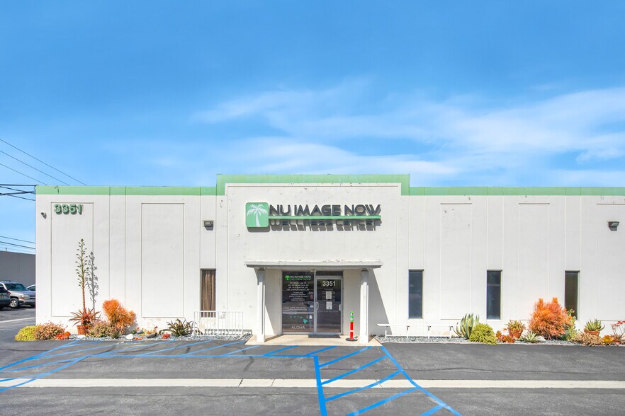 3351 Hill St, Signal Hill, CA for sale - Building Photo - Image 2 of 2