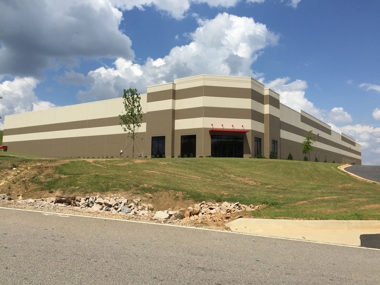 100 Pegasus Pky, Lagrange, GA for sale - Primary Photo - Image 1 of 1