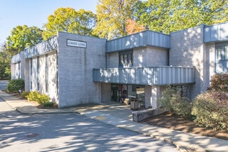 More details for 390 Toll Gate Rd, Warwick, RI - Office for Lease