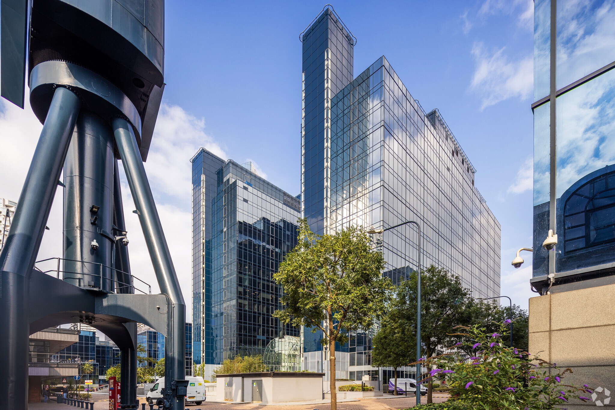 HX1&2 Harbour Exchange Sq, London for sale Primary Photo- Image 1 of 1
