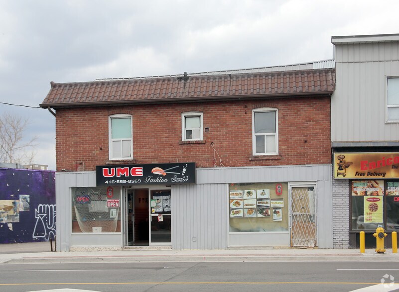 1732-1734 Kingston Rd, Toronto, ON for sale - Primary Photo - Image 1 of 1