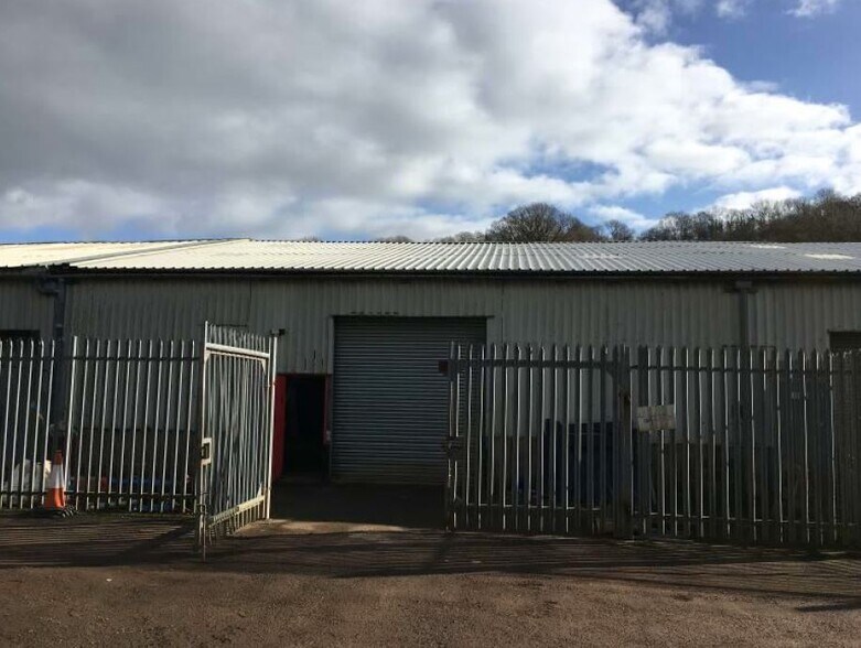 Church Farm, Llantrisant for sale - Primary Photo - Image 1 of 1