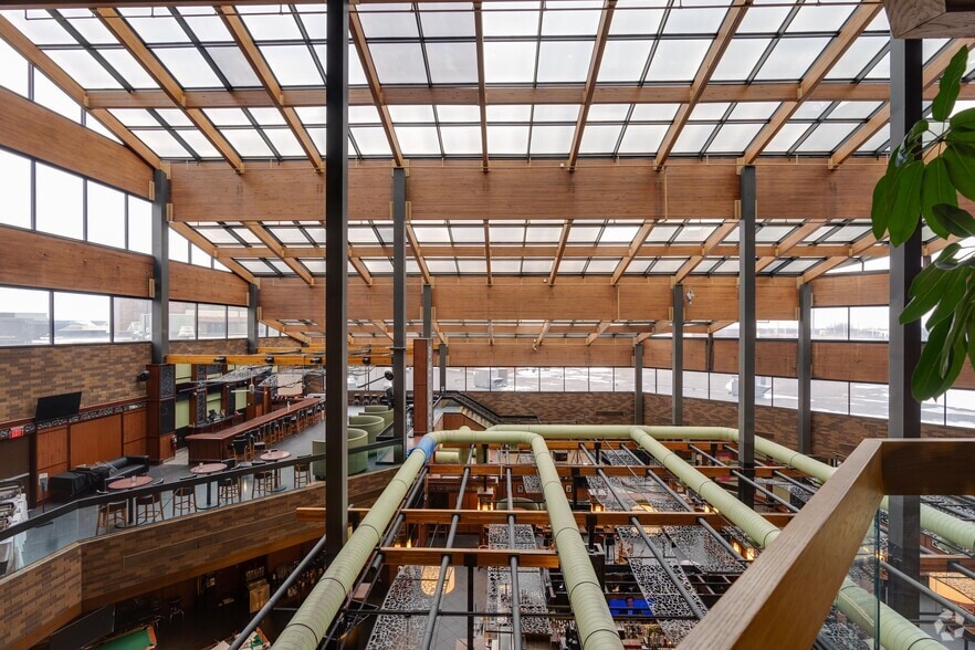 600 Town Center Rd, Matteson, IL for lease - Interior Photo - Image 2 of 8