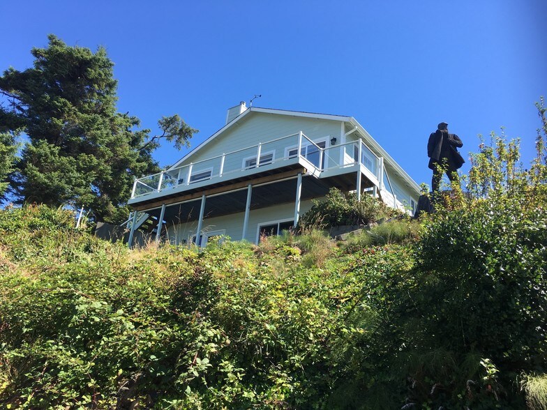 12 Grove St, Bay Center, WA for sale - Building Photo - Image 1 of 1