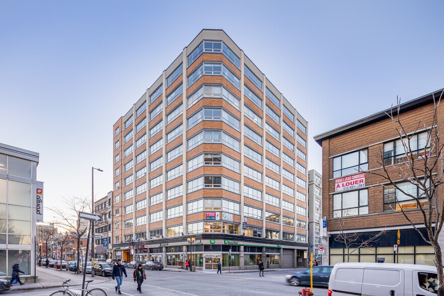 51-69 Av du Mont-Royal O, Montréal, QC for lease - Primary Photo - Image 1 of 16