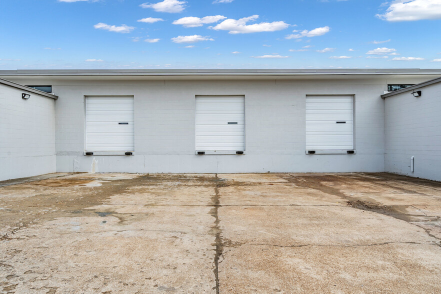 2960 Foster Creighton, Nashville, TN for lease - Building Photo - Image 2 of 8