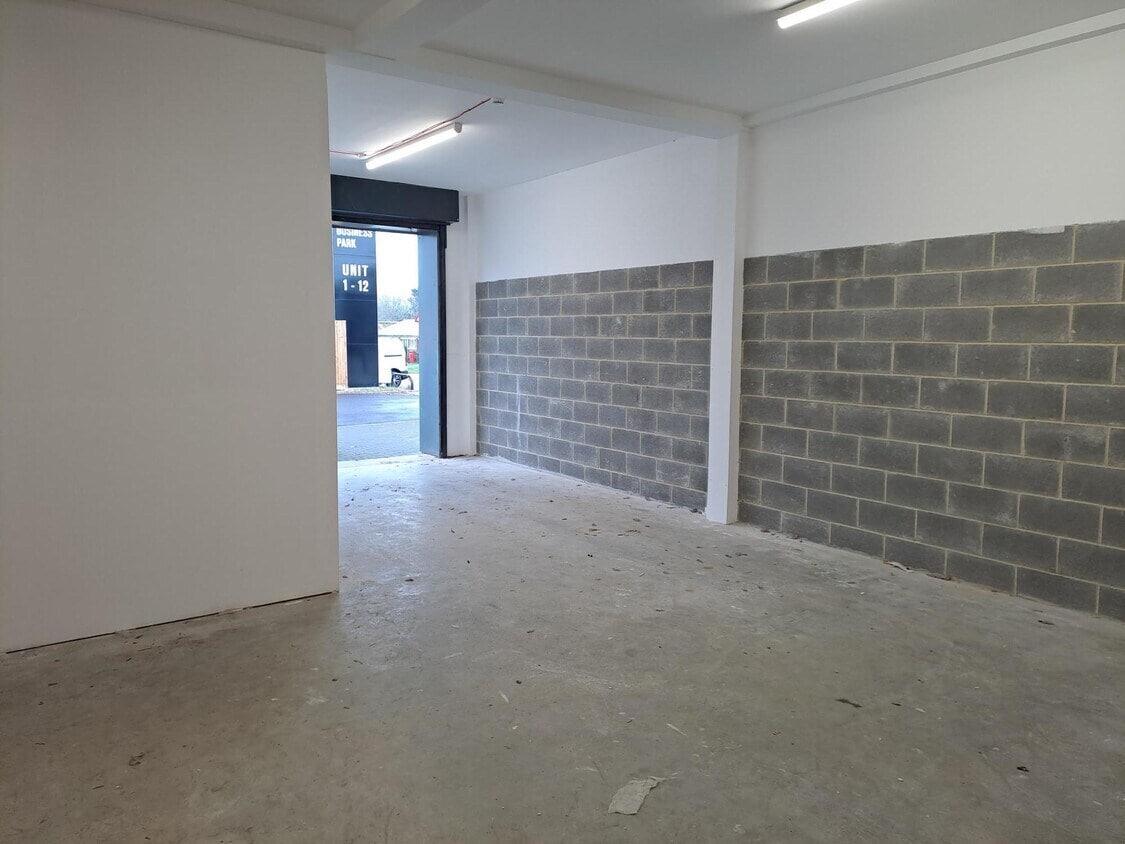 Brownfields, Welwyn Garden City for lease Interior Photo- Image 1 of 7