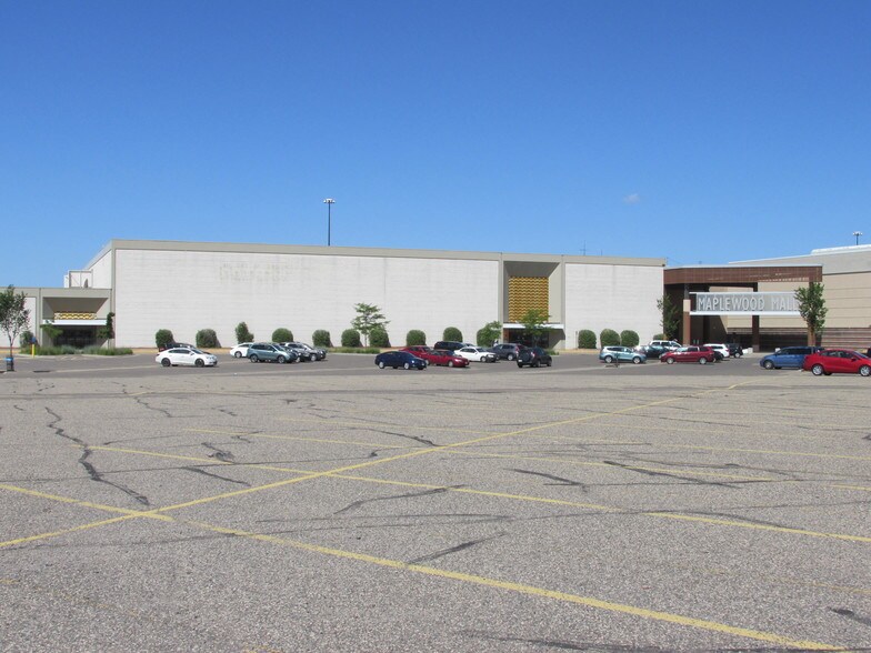 3001 N White Bear Ave Maplewood Mn 55109 Department Store