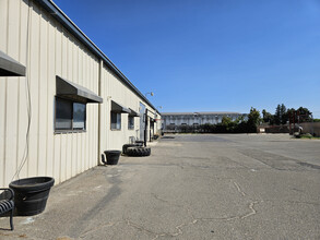 723 S Kilroy Rd, Turlock, CA for lease Building Photo- Image 1 of 15