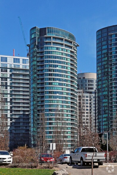 12 Blue Jays Way, Toronto, ON for lease - Building Photo - Image 2 of 8