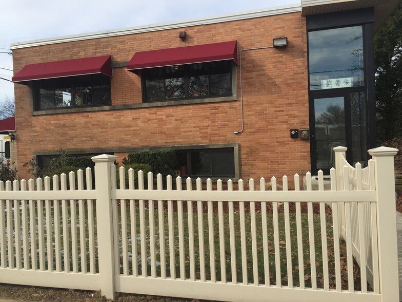 40 Oak Dr, Syosset, NY for sale - Other - Image 1 of 1