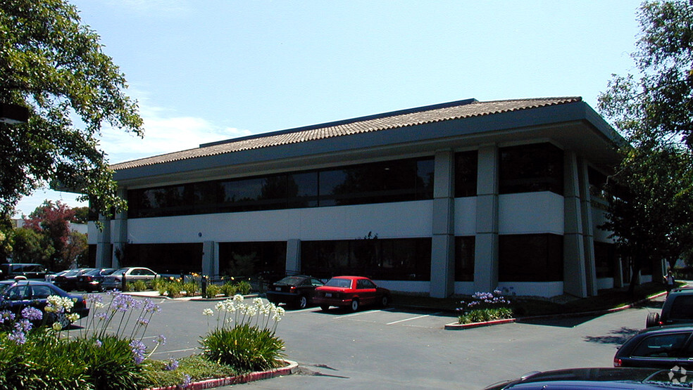 1870 Embarcadero Rd, Palo Alto, CA for lease - Building Photo - Image 2 of 4