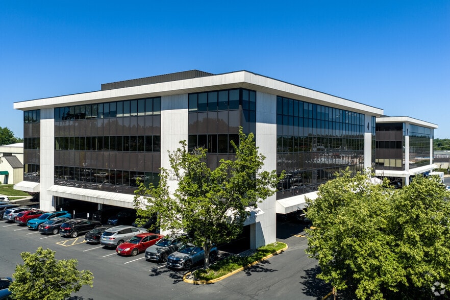2 Brighton Rd, Clifton, NJ for sale - Primary Photo - Image 1 of 1