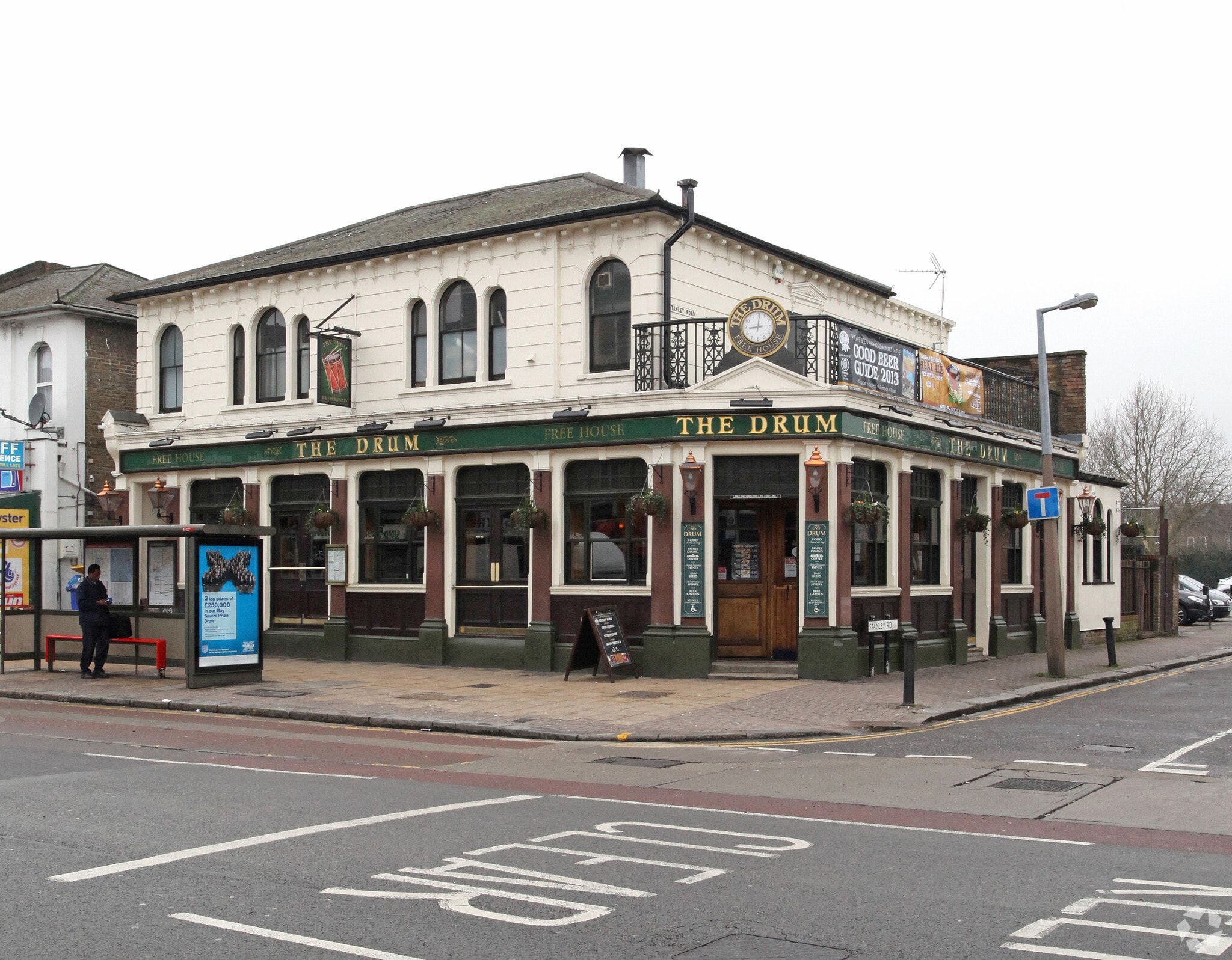 557-559 Lea Bridge Rd, London for sale Primary Photo- Image 1 of 1