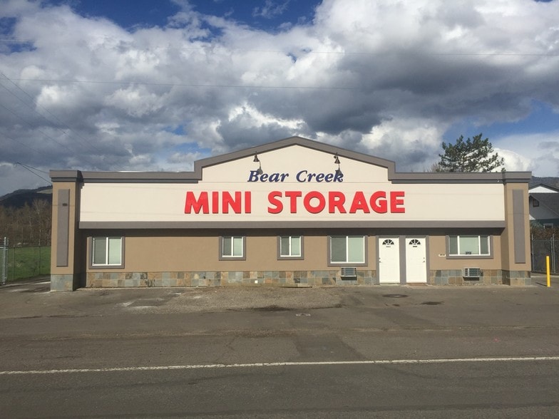 711 S Pacific Hwy Talent Or 97540 Self Storage Property For Talent Or 97540 26 600 Sf Specialty For