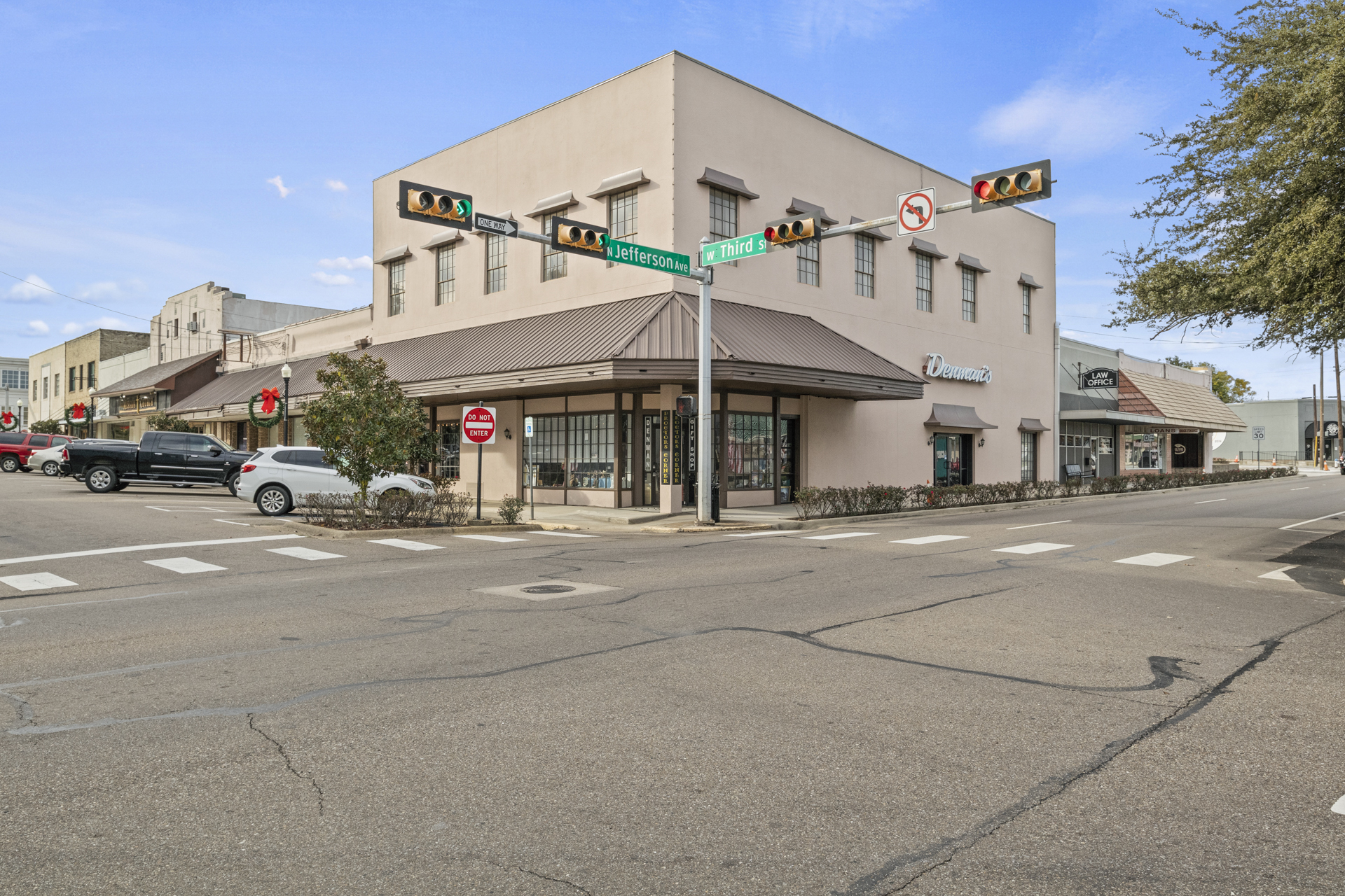 301 N Jefferson Ave, Mount Pleasant, TX 75455 - Denman Building | LoopNet