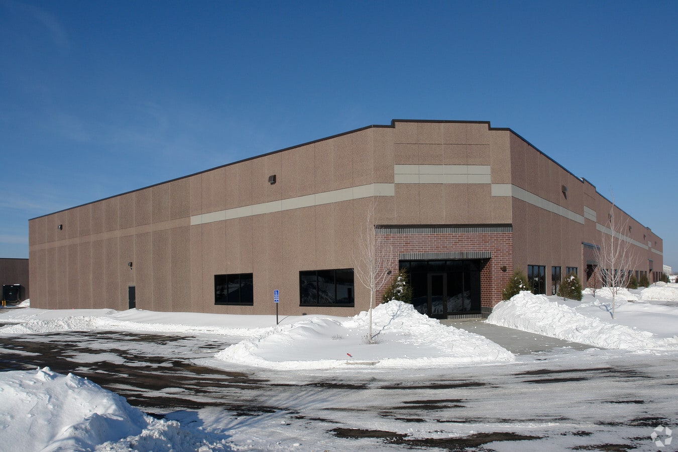 19725 S Diamond Lake Rd, Rogers, MN 55374