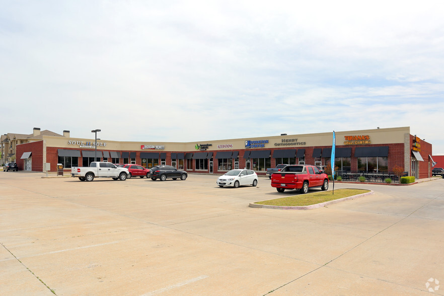 14605 S Memorial Dr, Bixby, OK for lease - Primary Photo - Image 1 of 4