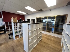 1259 Highfield Cres SE, Calgary, AB for lease Interior Photo- Image 2 of 6