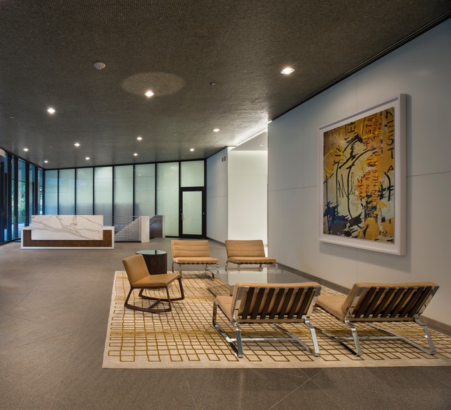2500 Citywest Blvd, Houston, TX for lease - Lobby - Image 3 of 18