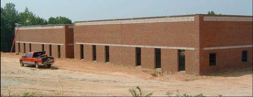 1025 Barrow Industrial Pky, Auburn, GA for sale - Primary Photo - Image 2 of 5