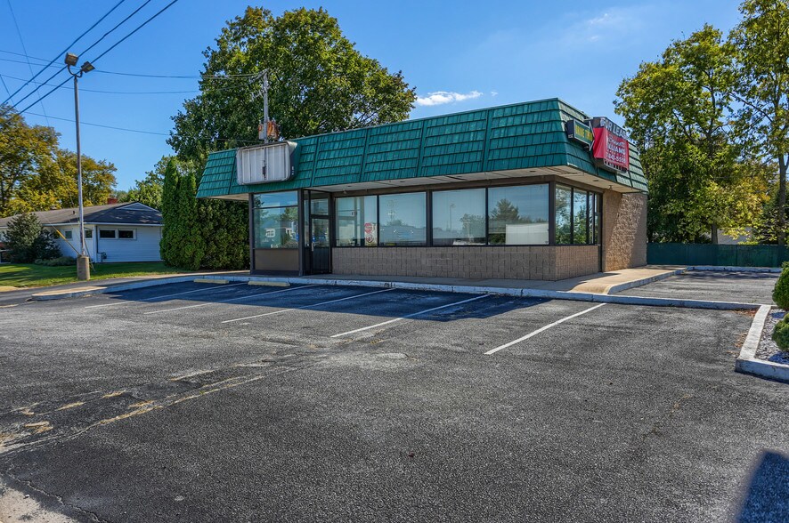 810 Loucks Rd, York, PA 17404