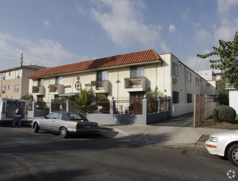 5661 Lexington Ave, Los Angeles, CA for sale - Primary Photo - Image 1 of 1