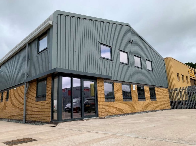 Worcester Rd, Kidderminster for sale - Primary Photo - Image 1 of 1