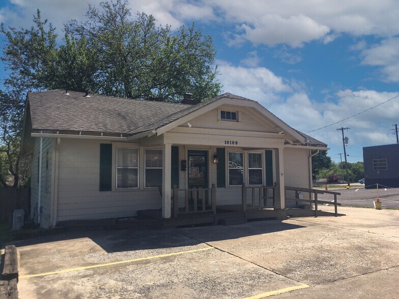 10109 E 63rd St, Raytown, MO for sale - Primary Photo - Image 1 of 1