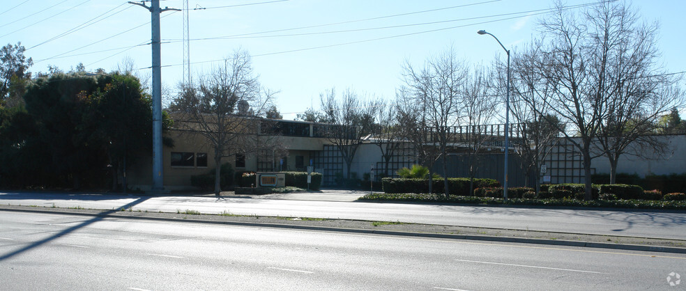 1700 Montague Expy, San Jose, CA for lease - Building Photo - Image 2 of 4